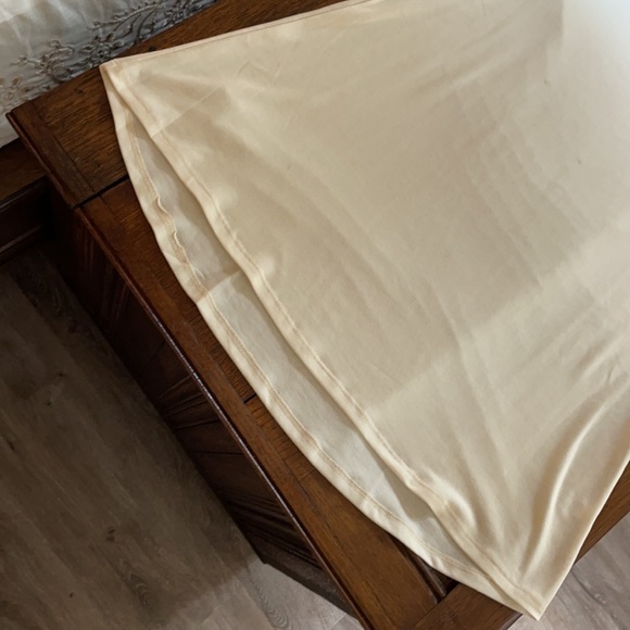 LulaRoe Top Tunic Cream Color, Small. Like New! Perfect for Fall! 🍂🍂🍂 - Picture 4 of 4